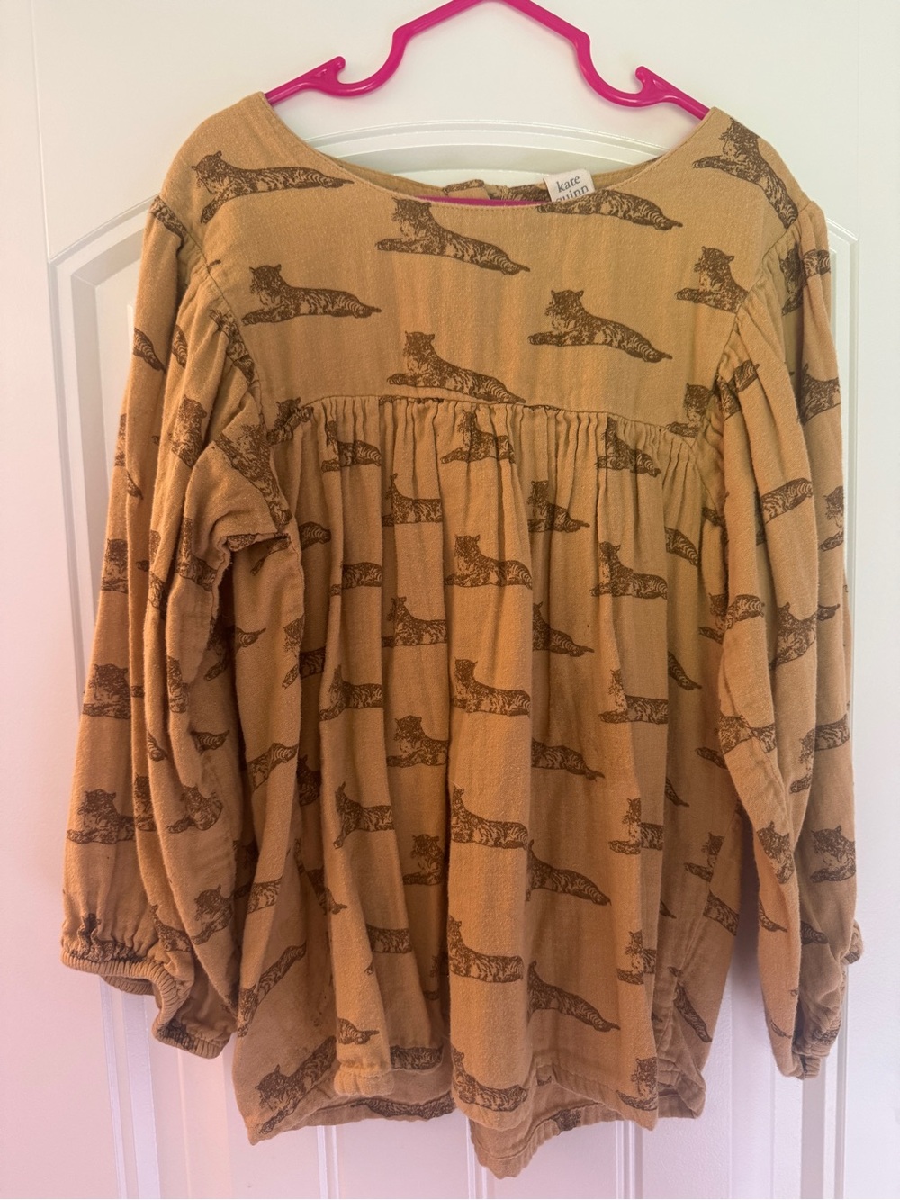 Kate Quinn Top